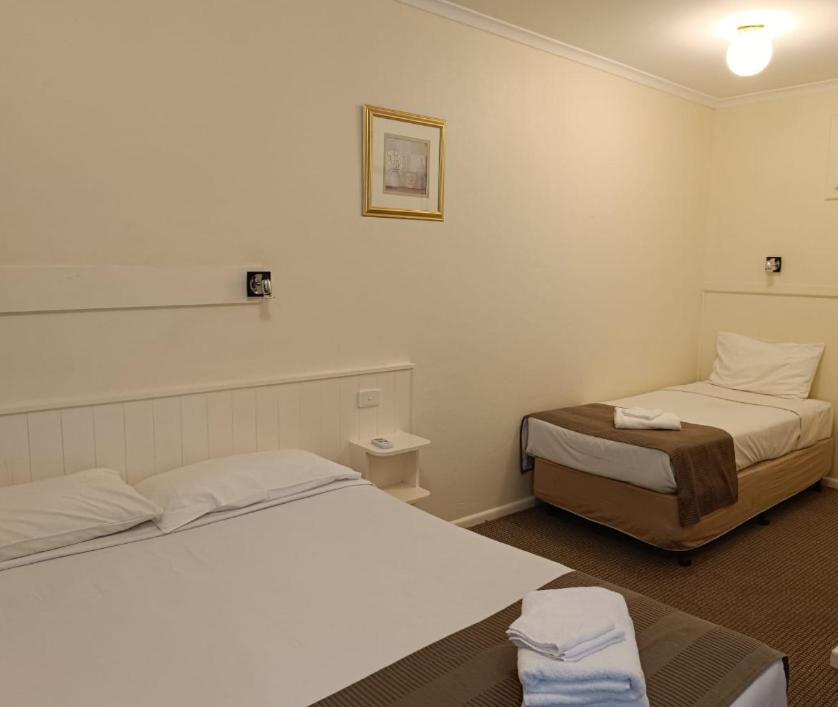 Lazy River Motor Inn Суон-Гілл Екстер'єр фото